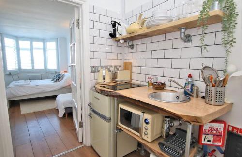 Hele Apartment | Discover The Cabin at Gabriel House - Rated 9/10 by Guests