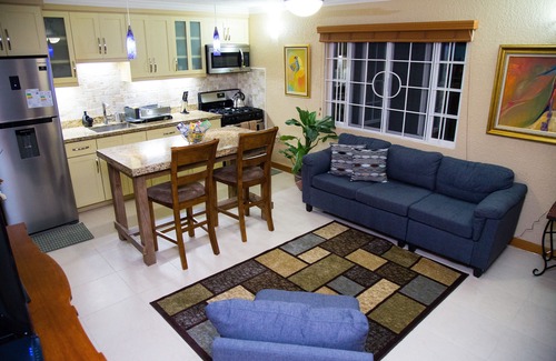 Mona Apartment | Inviting Retreat at Long Mountain Country Club with Pool