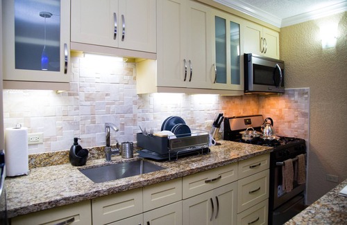 Mona Apartment | Inviting Retreat at Long Mountain Country Club with Pool