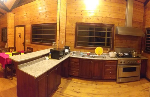 Pacayas Cabin | Explore The Cabin of the Lilies: Near Volcano Irazú