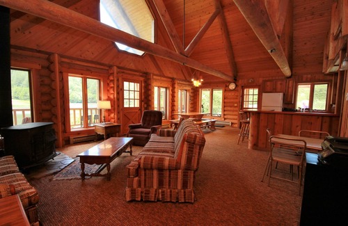 Myrtle Point Cabin | Experience The Cabin on Legacy Lake: Pet-Friendly Retreat