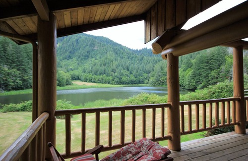 Myrtle Point Cabin | Experience The Cabin on Legacy Lake: Pet-Friendly Retreat