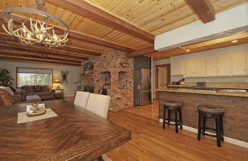 Shingletown Cabin | Unforgettable Stays at The Cabin Viola: Family-Friendly Getaway