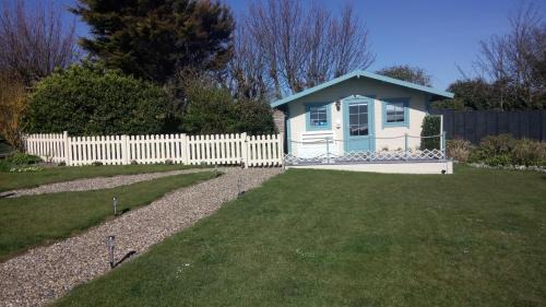 Overstrand Apartment | Experience Breathtaking Views at The Cabin with the View