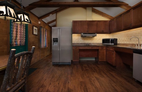 Bay Lake Apartment | Experience The Cabins at Disney's Fort Wilderness Resort