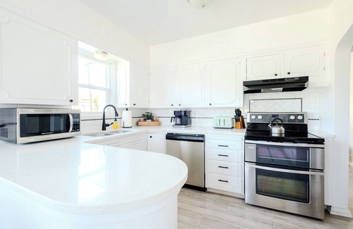 Logan House | Cozy Cache Cottage: Pet-Friendly Retreat Near Logan Attractions