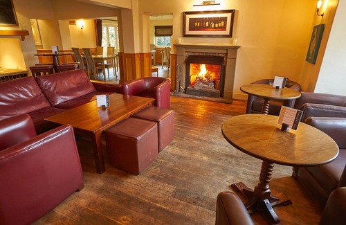 Bury St Edmunds House | Elegant Stay at The Cadogan Arms - 4-Star Family Friendly