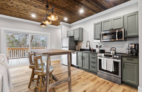 Sparta House | Experience The Calf Killer Cottage: 10/10 Guest Rated Retreat