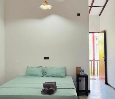 Thiranagama Hotel | Discover The Calm Palm: Pet-Friendly Retreat with Breakfast