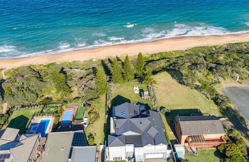 Culburra Beach House | Top-Rated Escape at The Cape, Culburra Beach with Ocean Views