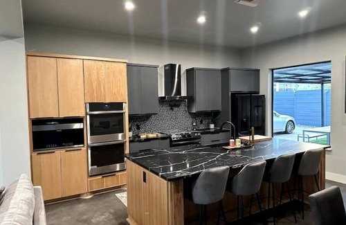 Montopolis House | Discover Family-Friendly Comfort at The Cappelli | ATX