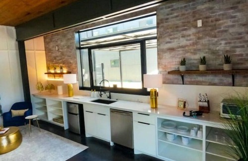 Montopolis House | Discover Family-Friendly Comfort at The Cappelli | ATX