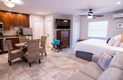 Siesta Key Resort | Experience The Capri at Siesta: Ocean View & Private Beach