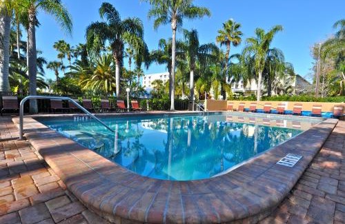Siesta Key Resort | Experience The Capri at Siesta: Ocean View & Private Beach