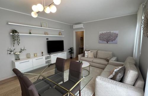 Sesto Calende Apartment | Family-Friendly Captain Apartments by Verbella Leonardo Academy