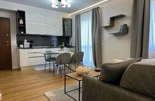 Sesto Calende Apartment | Relax at The Captain's Apartments Marina, 4-Star Comfort