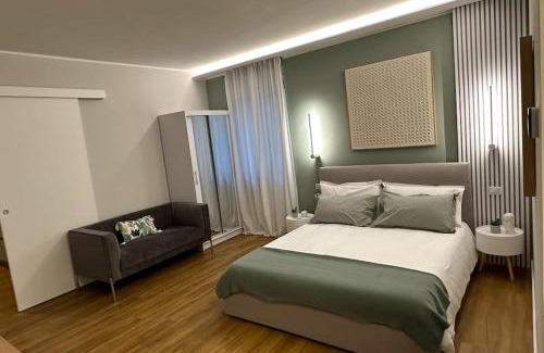 Sesto Calende Apartment | Pet-Friendly Captain's Apartments in ZEPHYR - City Center