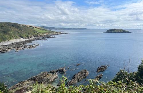 Looe Bed & Breakfast | Unforgettable Stay at The Captain's House with Ocean Views