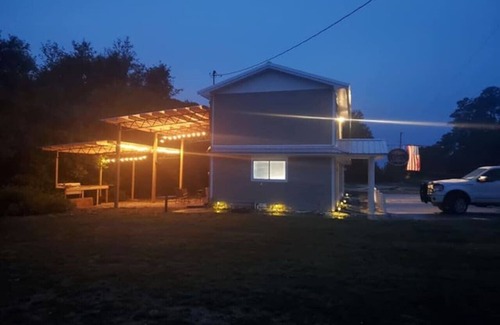 Carrabelle Apartment | Unforgettable Stays at The Captains Quarters with Pool & Breakfast