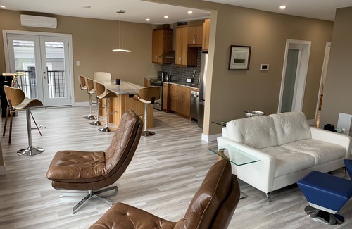 Chester Condo | Experience The Captain’s Quarters: 2-Bedroom Harbourview Retreat