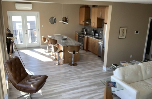 Chester Condo | Experience The Captain’s Quarters: 2-Bedroom Harbourview Retreat