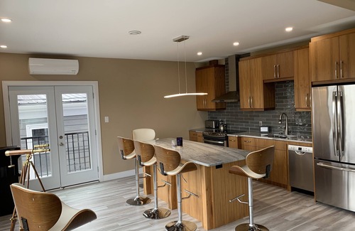 Chester Condo | Experience The Captain’s Quarters: 2-Bedroom Harbourview Retreat