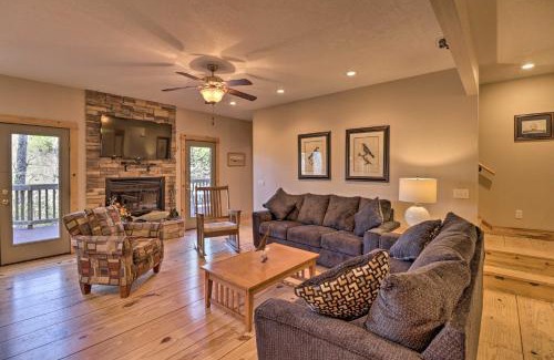 Rogers House | Relax at The Captain's Quarters with Pet-Friendly Amenities