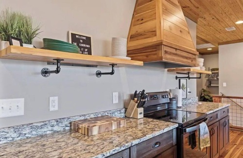 Dadeville House | Ocean View Retreat at The CaroBama Whiskey Tango Hotel