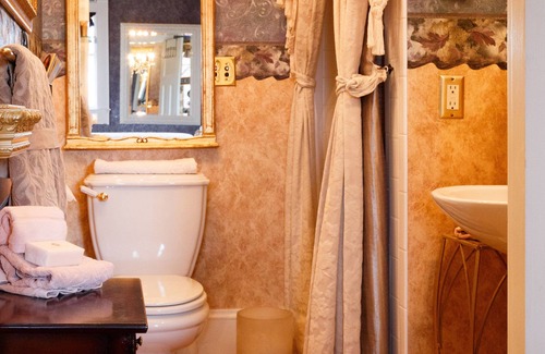 Helena Bed & Breakfast | Exceptional Stay at The Carolina Bed & Breakfast - Rated 9.8