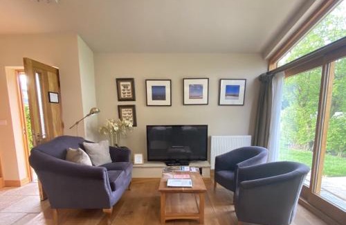 Thirsk Hotel | Elegant Stay at The Carpenters Arms - Rated 9.2/10!
