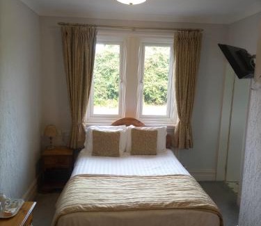 Sleaford Hotel | Explore The Carre Arms Hotel & Restaurant, 4-Star Comfort