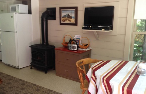 Jonesport Cottage | Experience The Carriage House: Cozy Beach Cottage Retreat