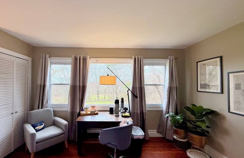 Dayville Apartment | Exceptional Retreat at The Carriage House with Spa & Hot Tub