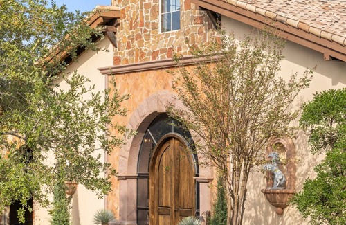 Spicewood House | Experience The Carriage House: Gated Equestrian Retreat