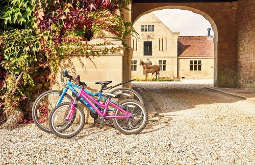 Walwick House | Pet-Friendly Retreat at The Carriage House with Garden