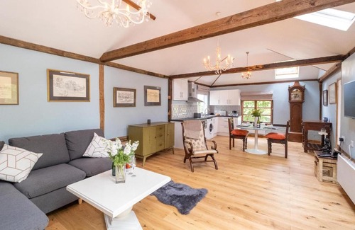 Woodbridge House | Family-Friendly Getaway at The Cart Lodge in Aldeburgh