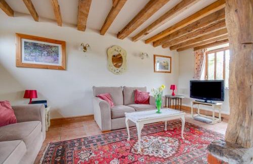 Aldborough House | Welcoming Family Retreat at The Cart Lodge