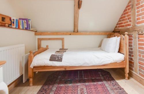 Aldborough House | Welcoming Family Retreat at The Cart Lodge