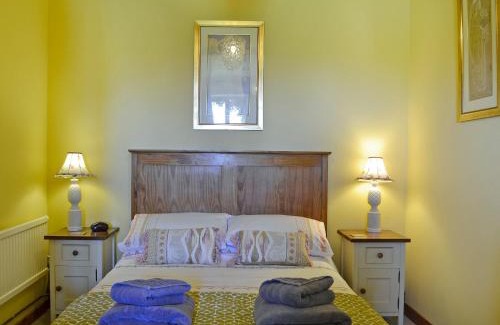 Hinton House | Experience The Cart Shed - A 4-Star Pet-Friendly Retreat