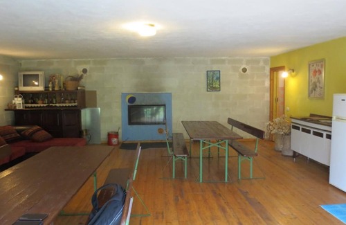 Gazzelli Apartment | Inviting Casa degli Orti e Giardino n. 1 with Breakfast