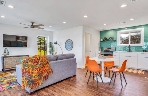 Wills Point House | Experience The Casita @ Lago Vista: Breathtaking Sunrises