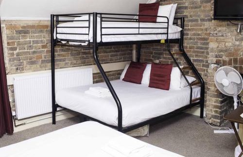 Bramber Hotel | Discover Comfort at The Castle Inn Hotel with Family-Friendly Amenities