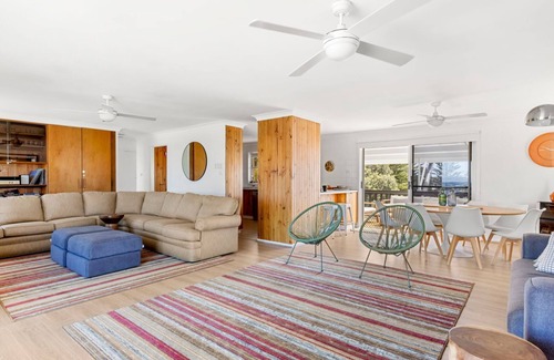 Culburra Beach House | The Castle - Pet Friendly - Absolute Beachfront