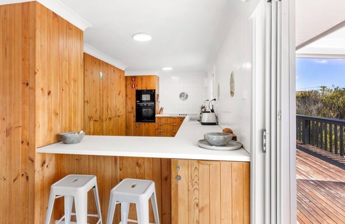 Culburra Beach House | The Castle - Pet Friendly - Absolute Beachfront