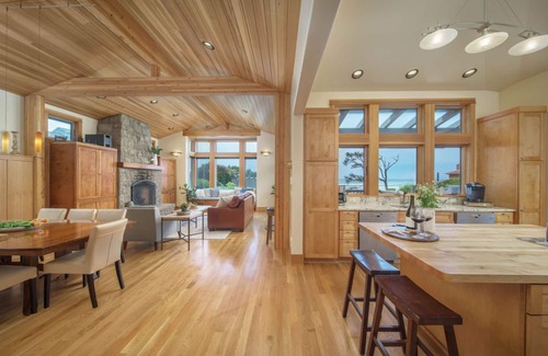 Arch Cape Cabin | Unforgettable Stay at Castle Rock Estate Steps From Beach