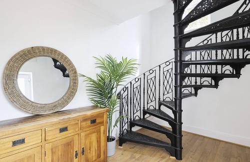 Ferndown Apartment | Spacious Castleman Apartment on Scenic Golf Course