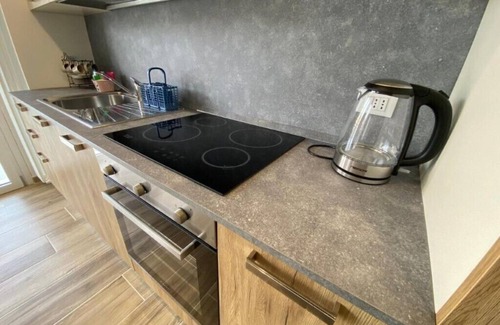 Omegna Apartment | Family-Friendly Stay at The Cedar Apartment