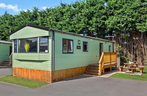 Knaresborough Other | Family-Friendly Getaway at The Celestial Cabin