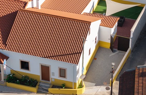 Leiria Villa | The Centenaria - Rustic and Cozy Villa with Jacuzzi (optional)
