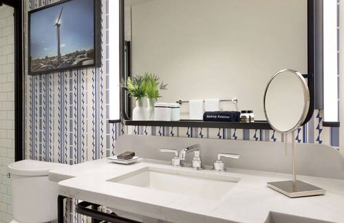 South Main Historic District Hotel | Discover The Central Station Memphis - Rated 9/10 with Family Amenities